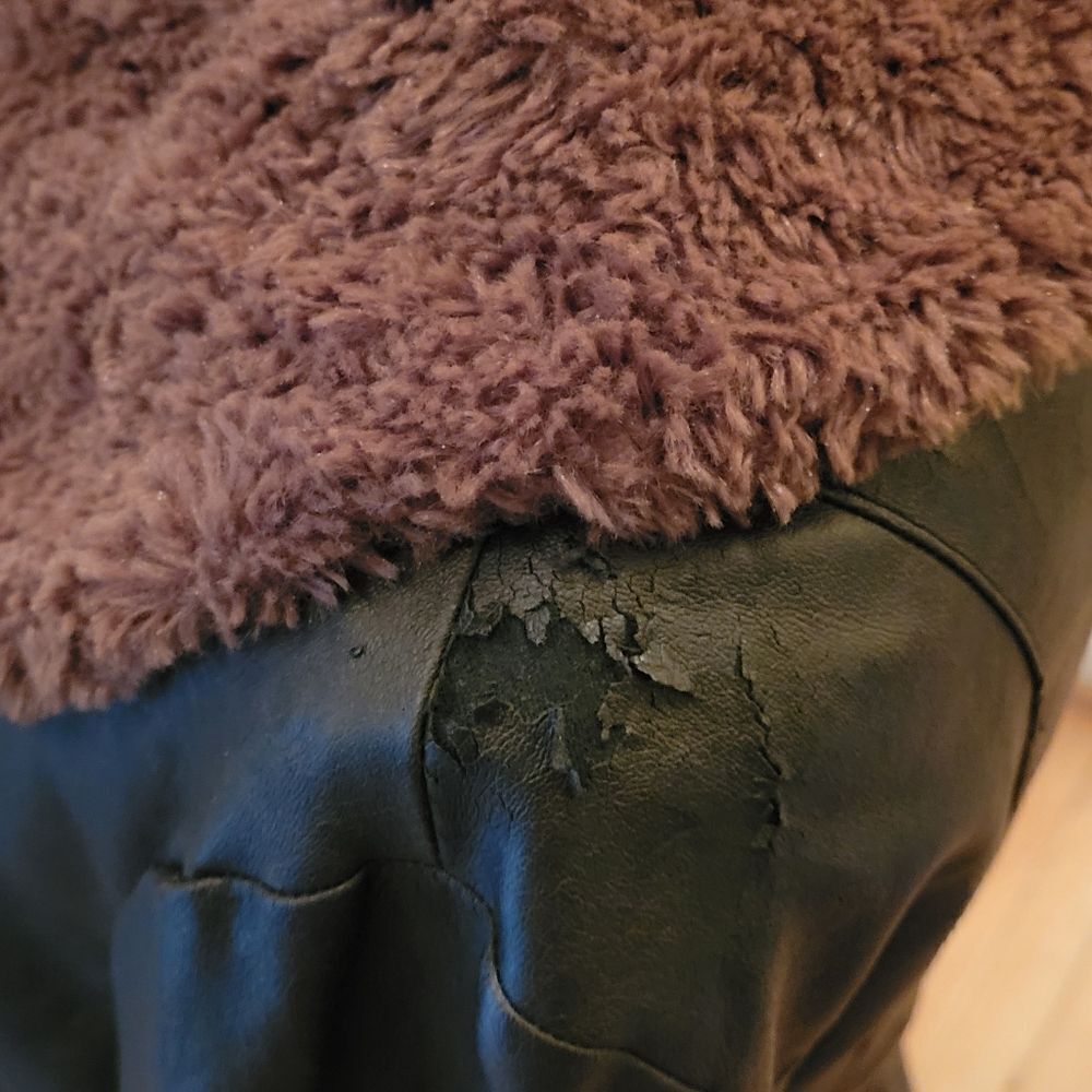 VINTAGE FAUX LEATHER EMBROIDERED JACKET - Picture 9 of 9